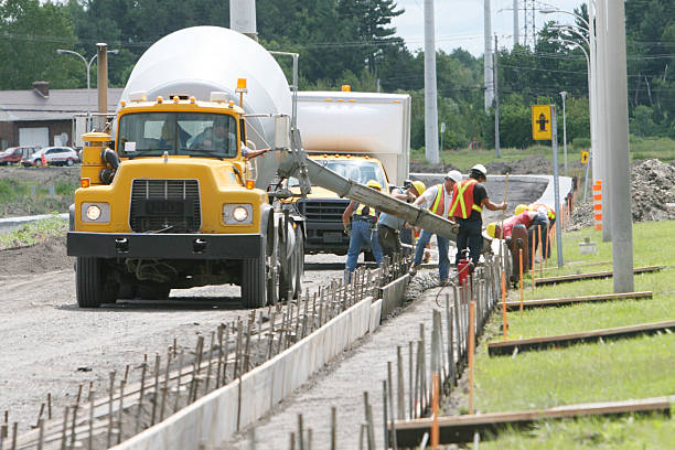 Best Concrete Walkway Installation  in Borger, TX